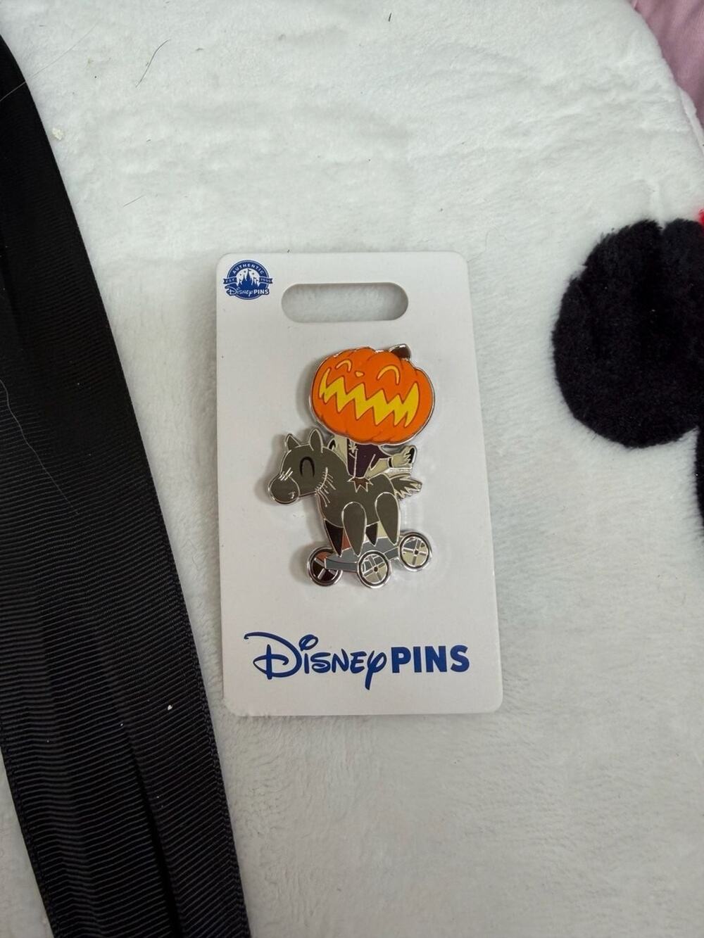 Disney Nightmare Before Christmas Jack Skellington Pumpkin Horse Pin